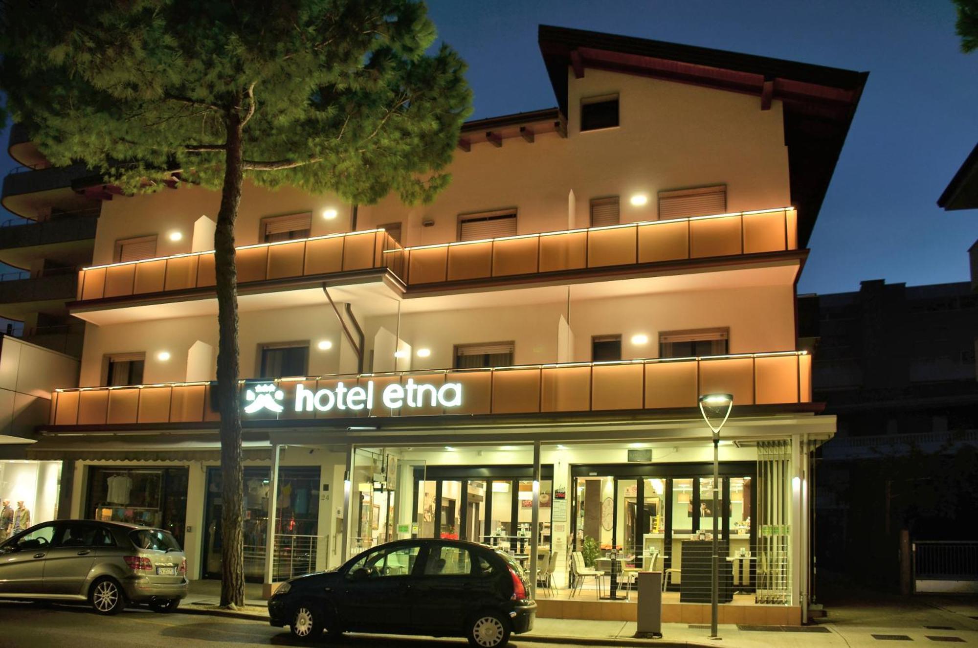 Hotel Etna Ліньяно-Сабб'ядоро Екстер'єр фото
